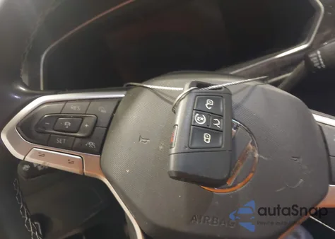 2022 Volkswagen Tiguan 2.0T Se из США, поврежденный, VIN 3VV2B7AX5NM093420